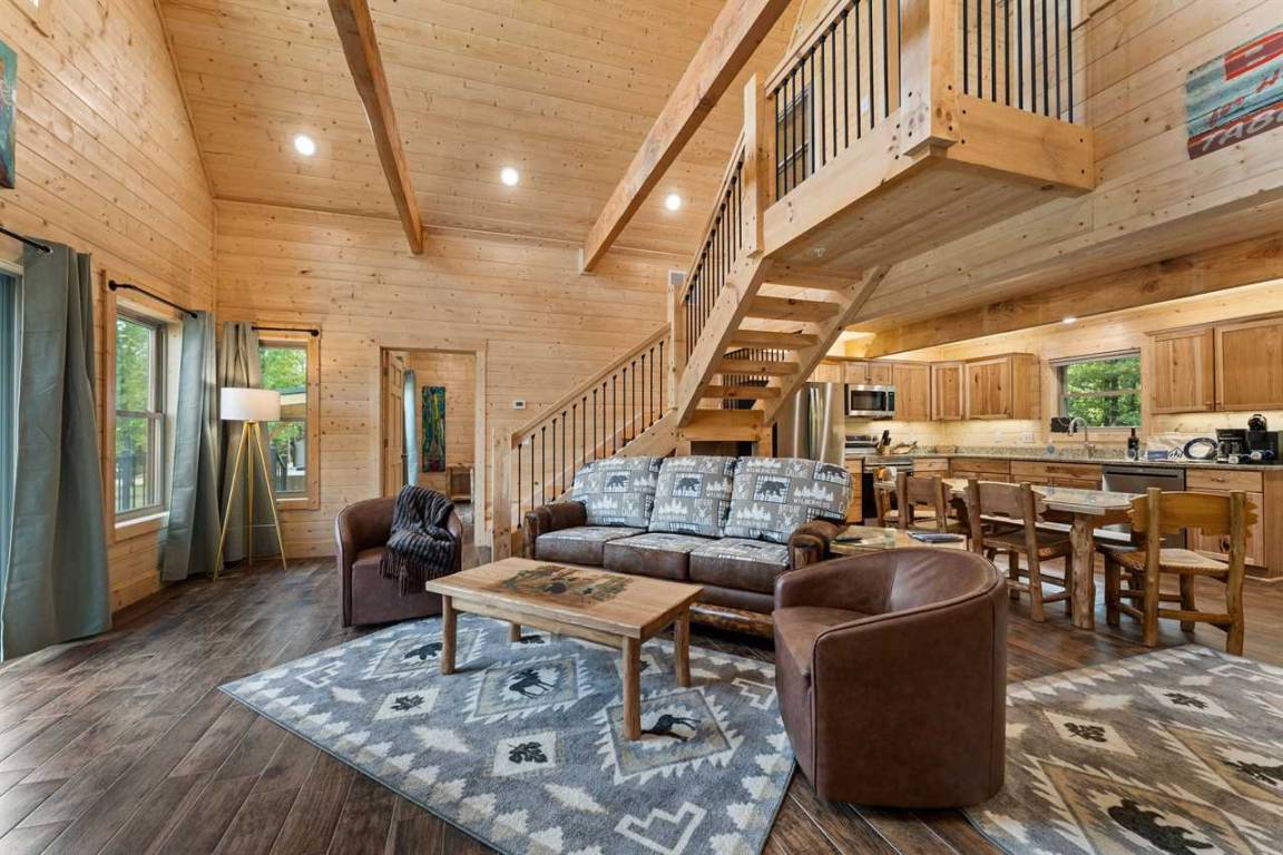Cabin ∙ 2 Bedrooms ∙ 8 Guests - Ridgedale, MO