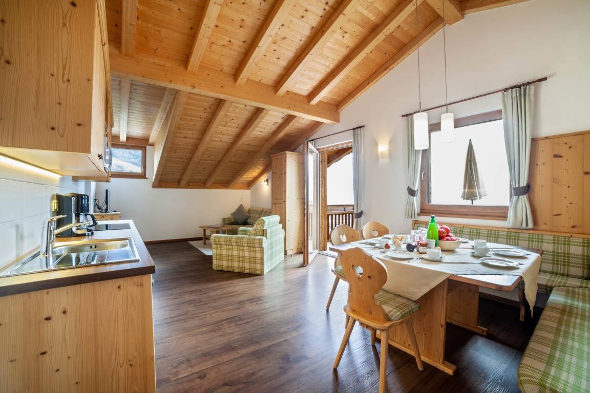 70 M² Ferienwohnung ∙ 2 Schlafzimmer ∙ 4 Gäste - Schenna