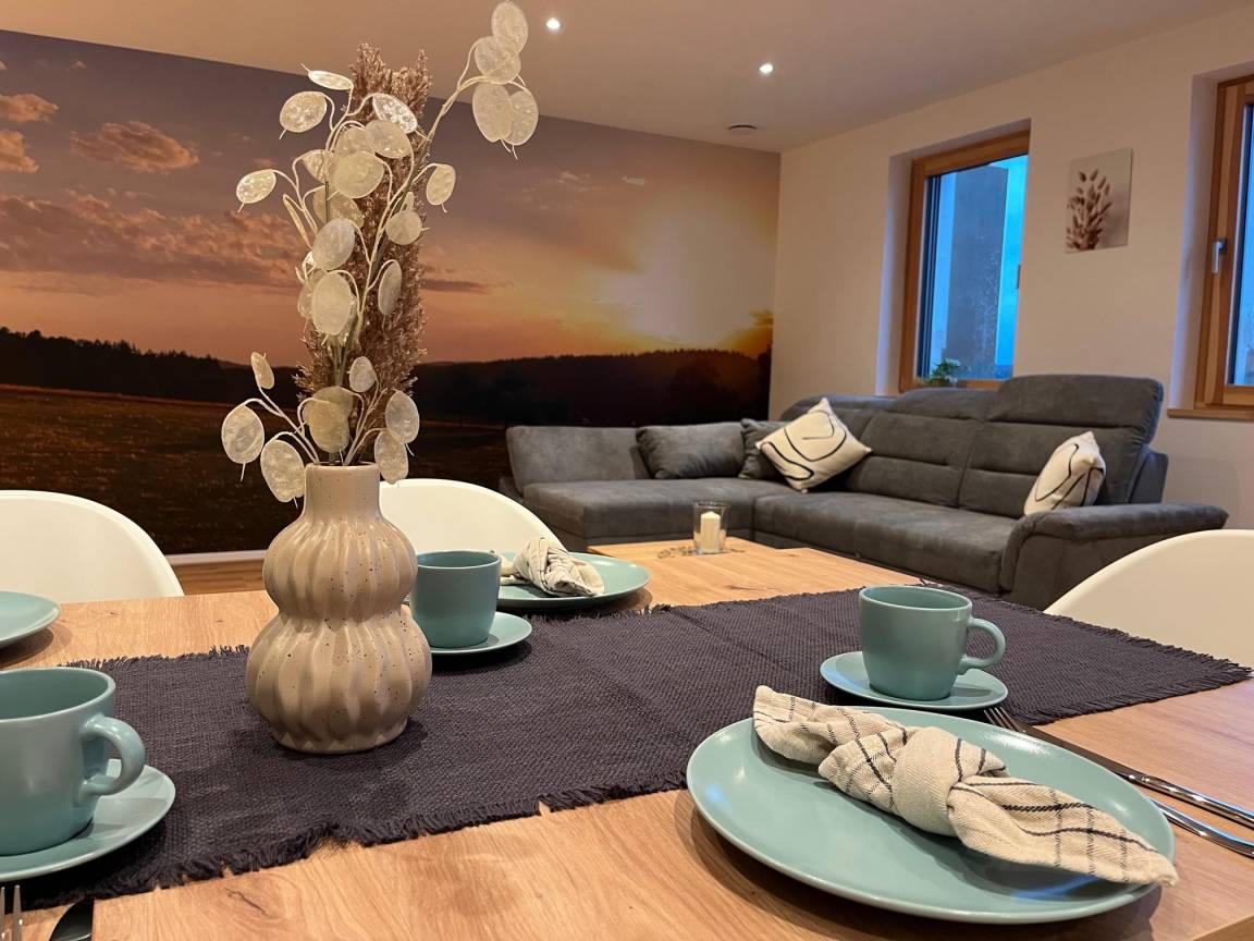 90 M² Ferienwohnung ∙ 1 Schlafzimmer ∙ 4 Gäste - Losheim am See