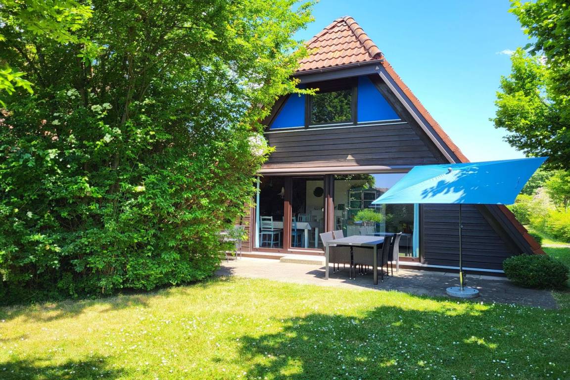 70 M² Ferienhaus ∙ 2 Schlafzimmer ∙ 5 Gäste - Friedrichshafen