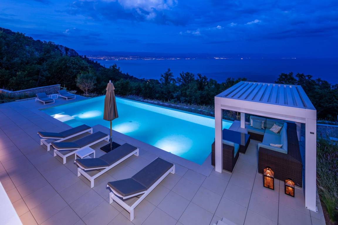 Villa ∙ 5 Schlafzimmer ∙ 10 Gäste - Rijeka