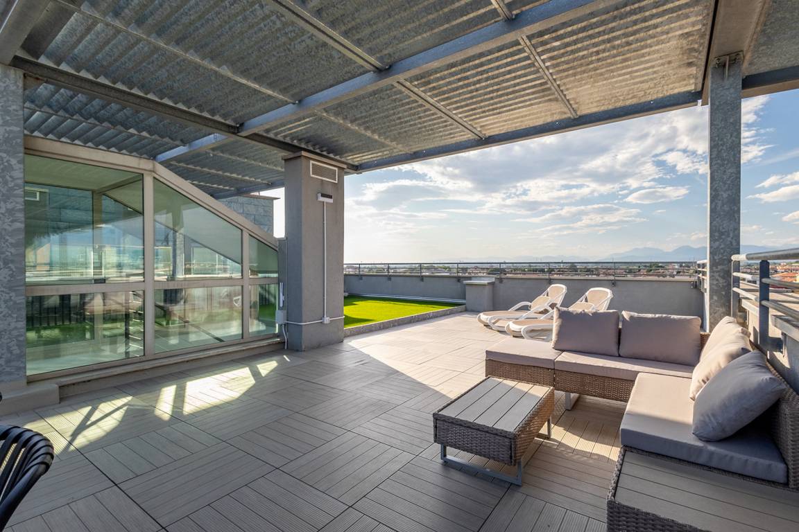 198 M² Apartment ∙ 3 Bedrooms ∙ 6 Guests - Treviglio