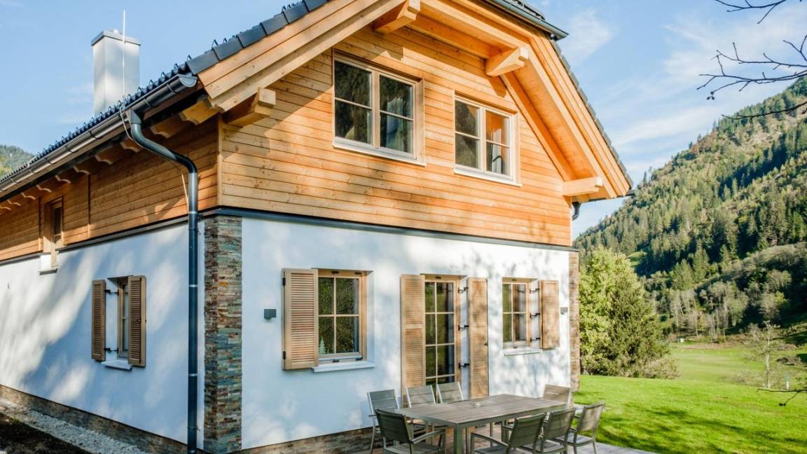 130 M² Ferienhaus ∙ 4 Schlafzimmer ∙ 8 Gäste - Planneralm