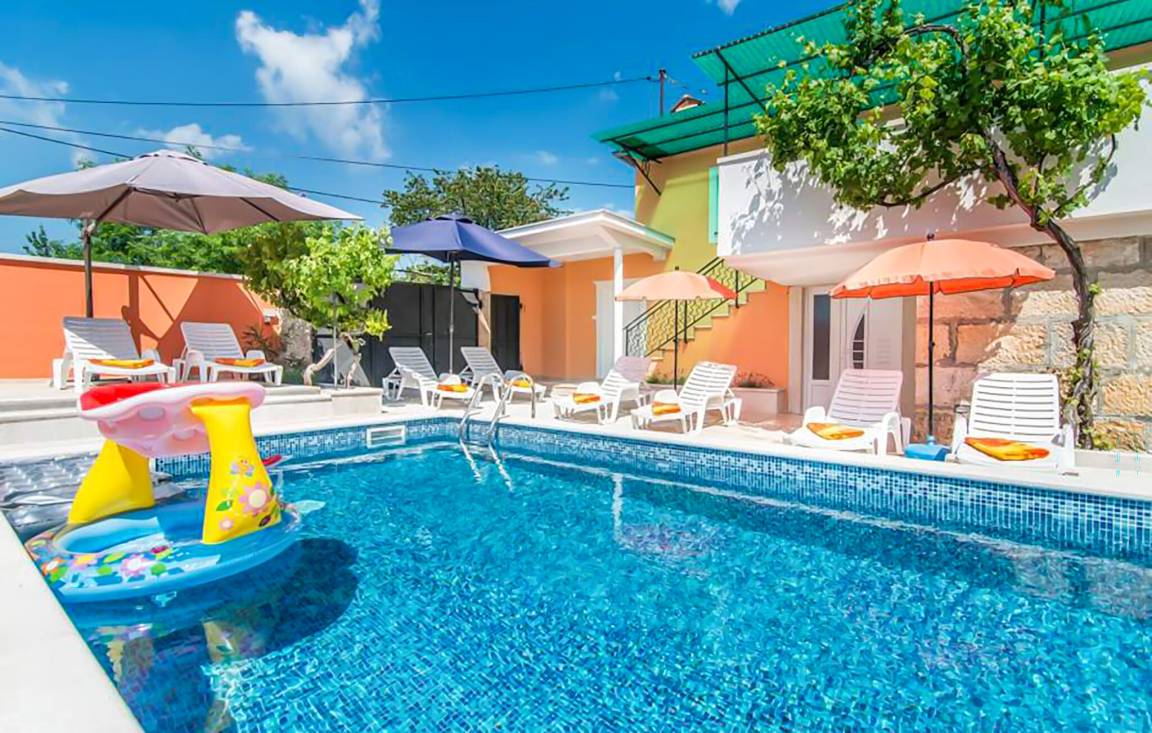 140 M² Maison De Vacances ∙ 4 Chambres ∙ 8 Personnes - Istrie