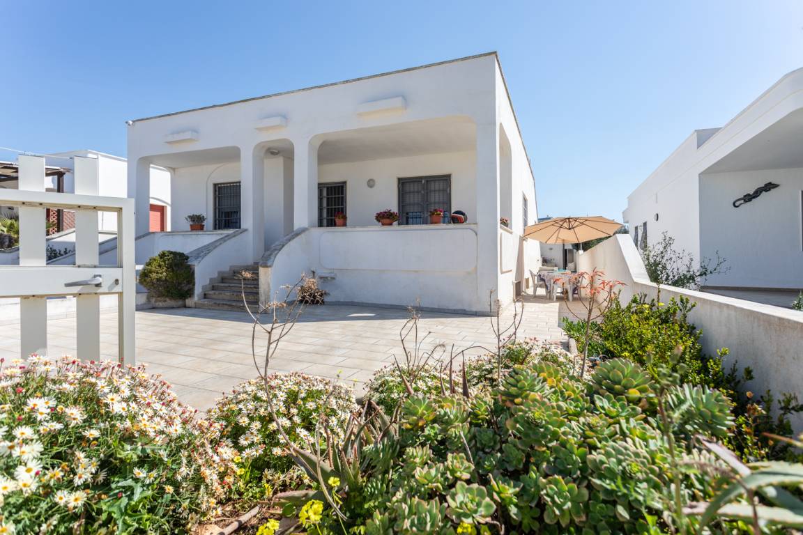Huis ∙ 2 Slaapkamers ∙ 6 Gasten - Taviano