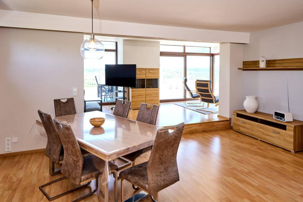 98 M² Ferienwohnung ∙ 2 Schlafzimmer ∙ 4 Gäste - Daun