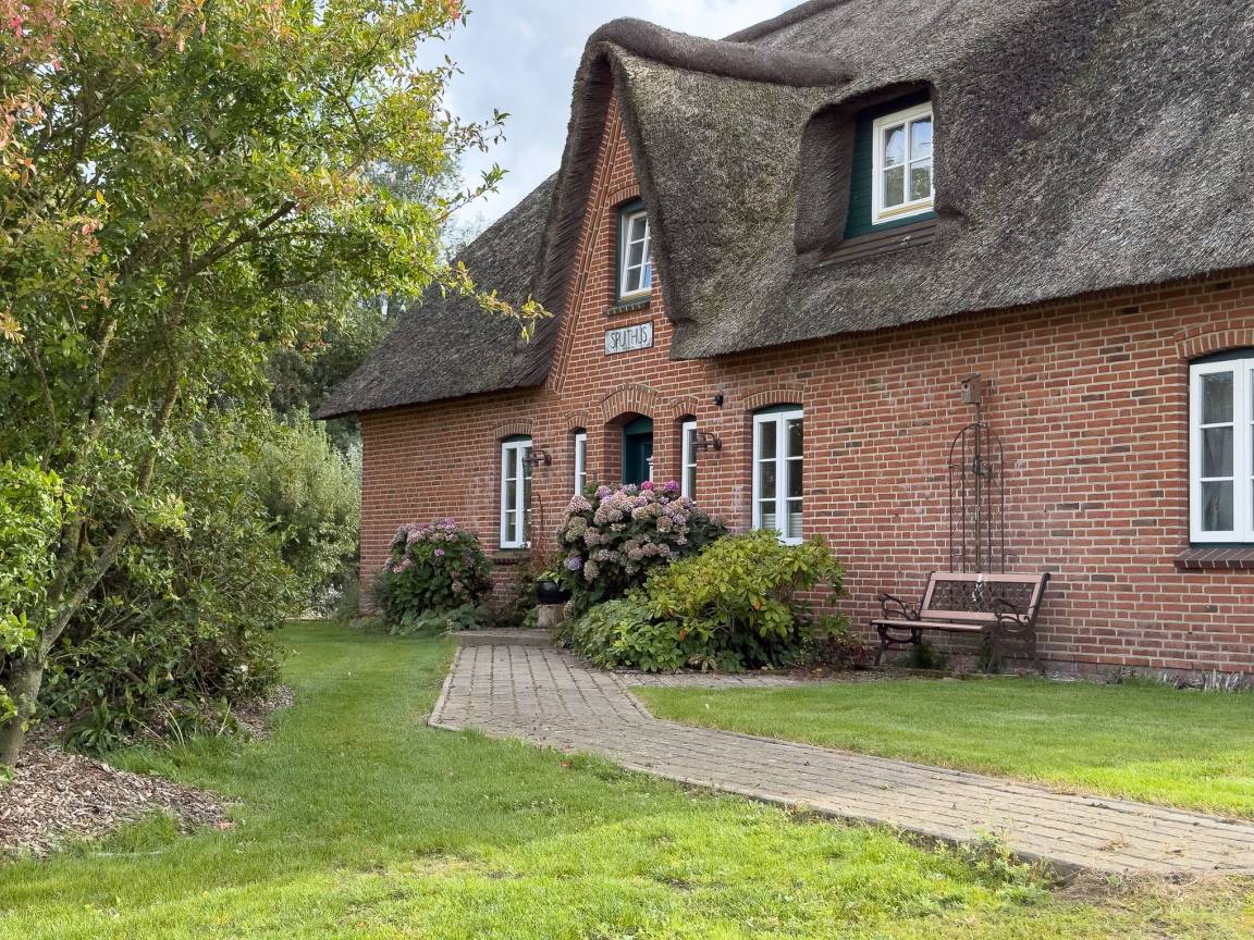 80 m&sup2; Ferienwohnung 2 Schlafzimmer 4 G&auml;ste