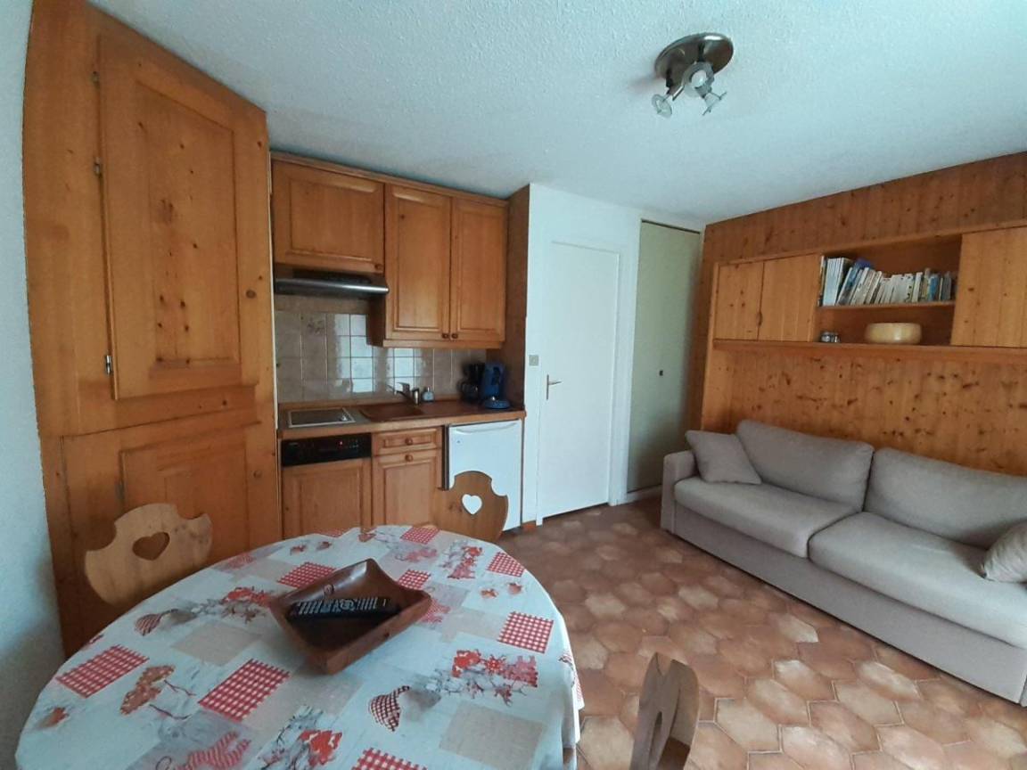 24 m&sup2; Studio 1 Schlafzimmer 4 G&auml;ste