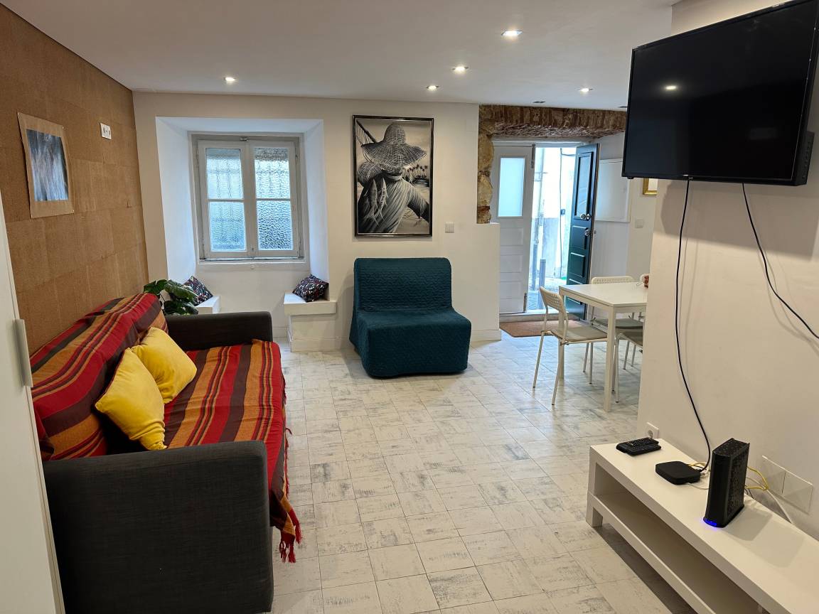 94 M² Apartamento ∙ 2 Quartos ∙ 8 Hóspedes - Seixal