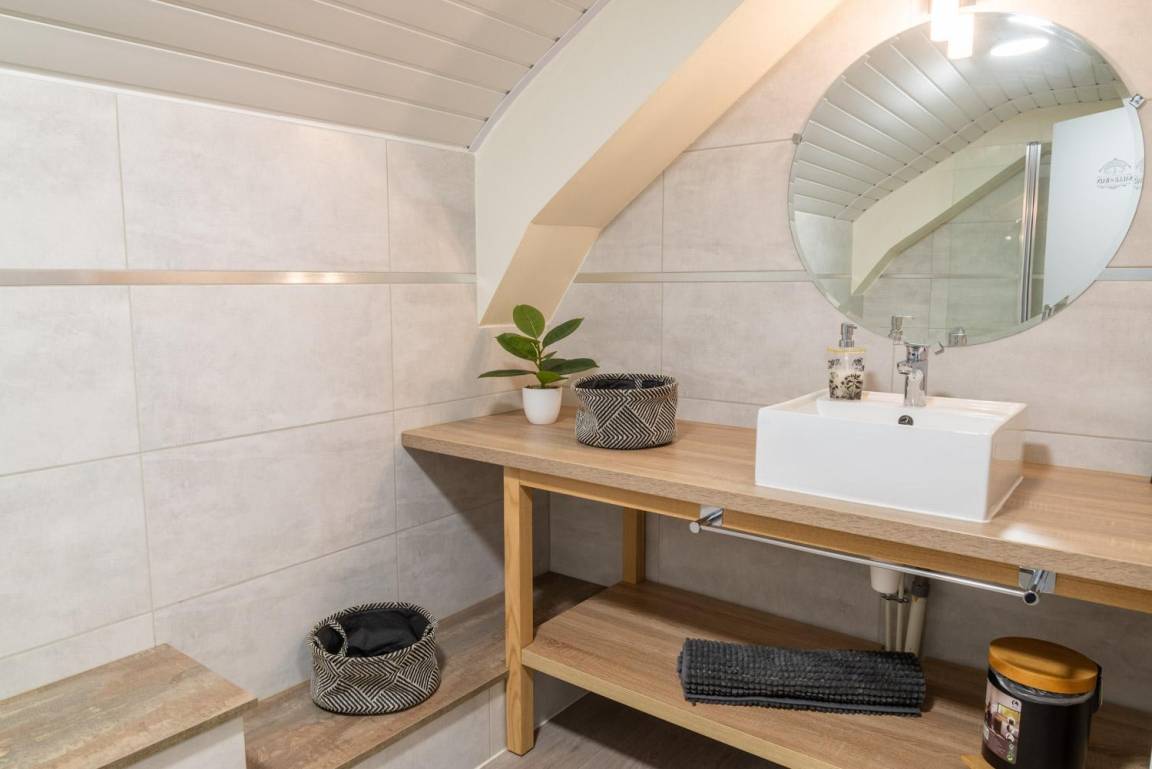 100 m² Gîte ∙ 4 Schlafzimmer ∙ 8 Gäste – Bild 24