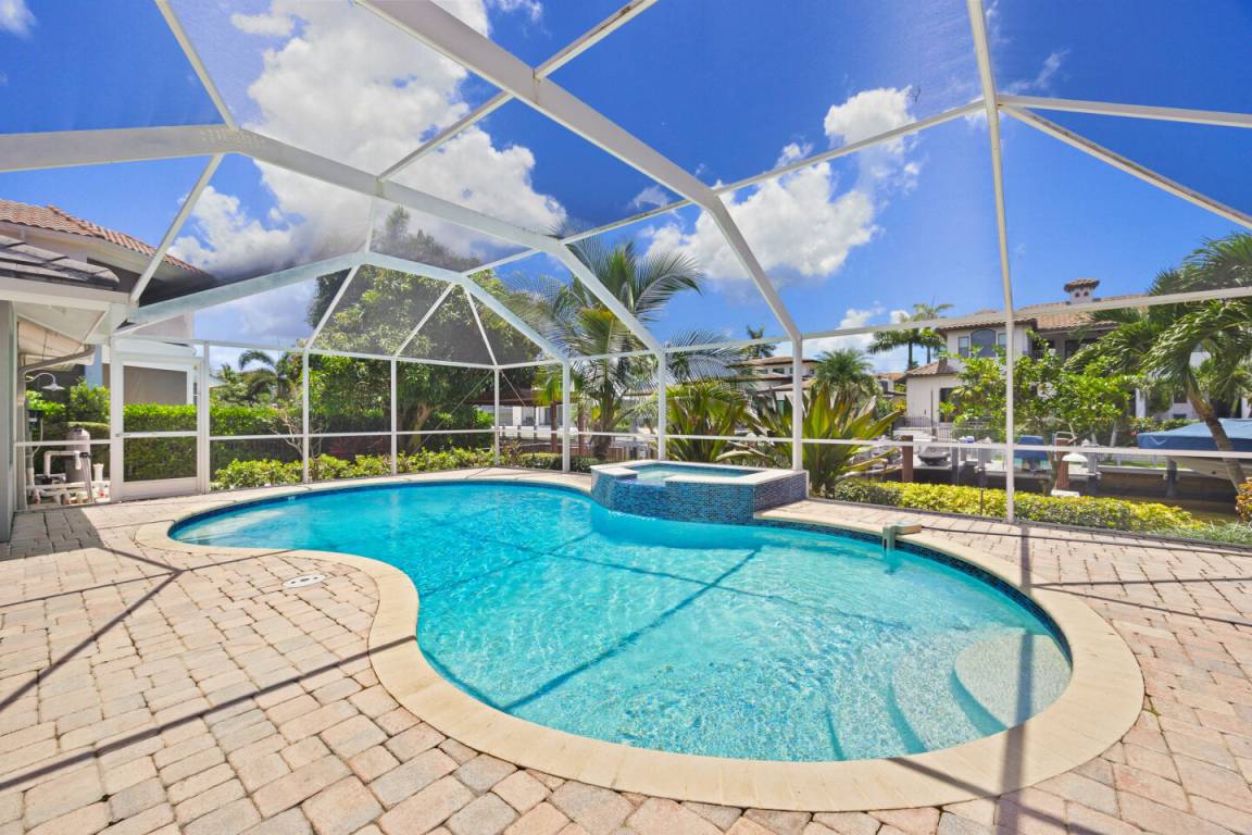 223 M² House ∙ 3 Bedrooms ∙ 8 Guests - Naples, FL