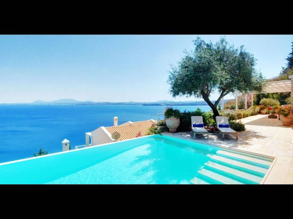 250 M² Villa ∙ 4 Bedrooms ∙ 8 Guests - Kalami