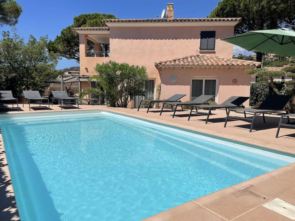 145 M² Villa ∙ 4 Chambres ∙ 8 Personnes - Saint-Tropez