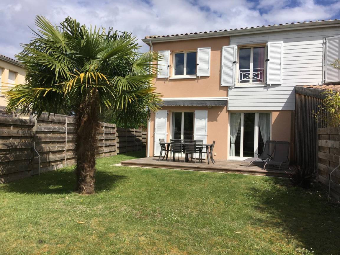 90 m&sup2; G&icirc;te 3 Schlafzimmer 6 G&auml;ste