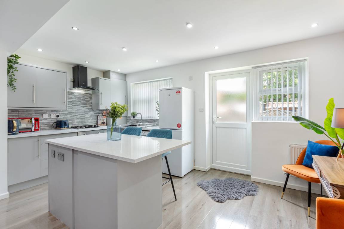 69 M² Huis ∙ 4 Slaapkamers ∙ 7 Gasten - Manchester