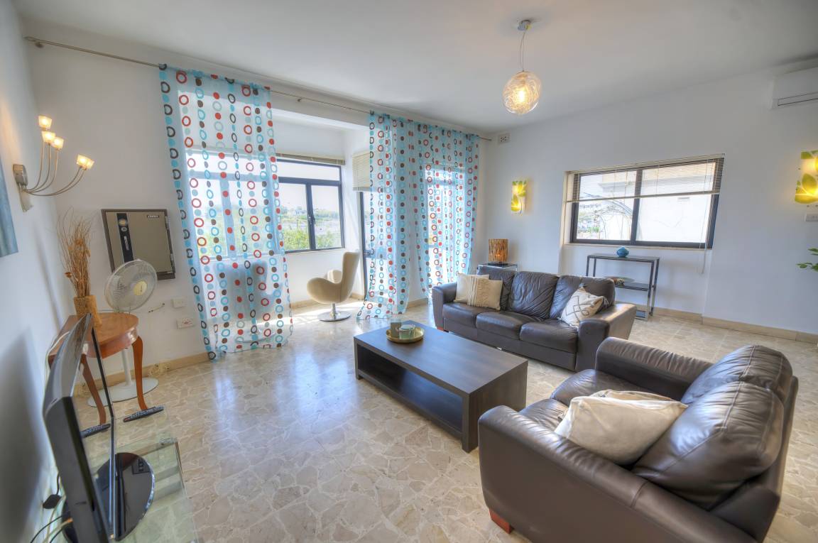 171 M² Apartment ∙ 3 Bedrooms ∙ 7 Guests - Valletta