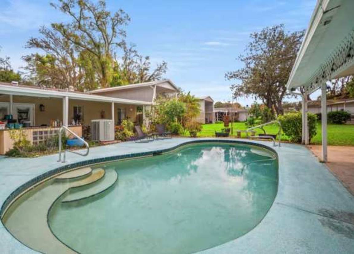Apartment ∙ 3 Bedrooms ∙ 8 Guests - Riverview, FL