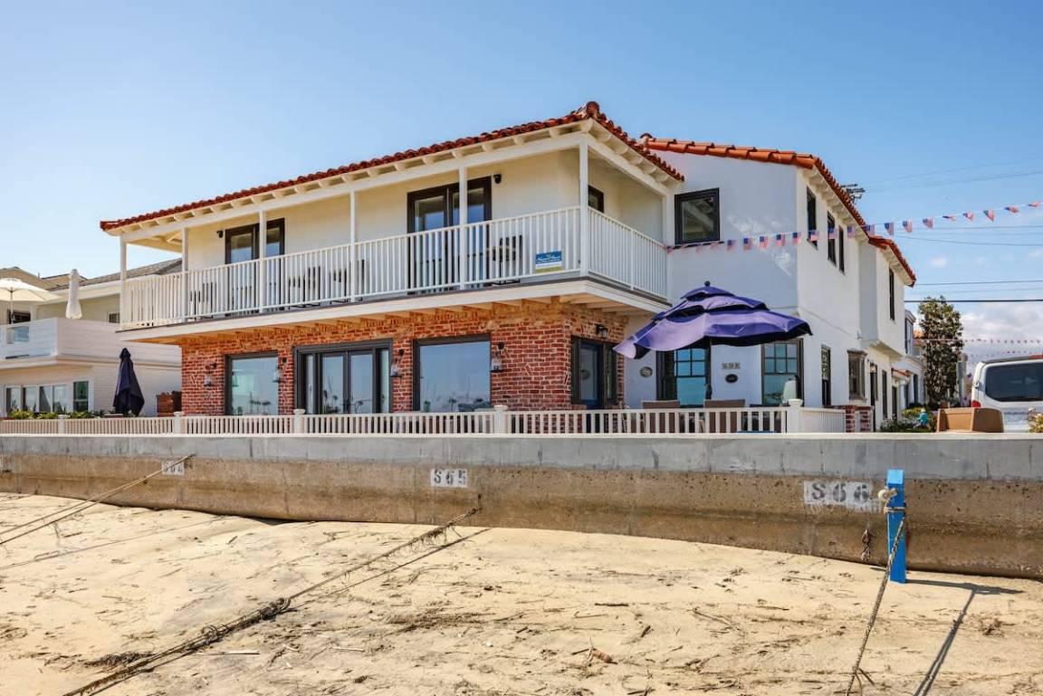 House ∙ 5 Bedrooms ∙ 12 Guests - Newport Beach, CA