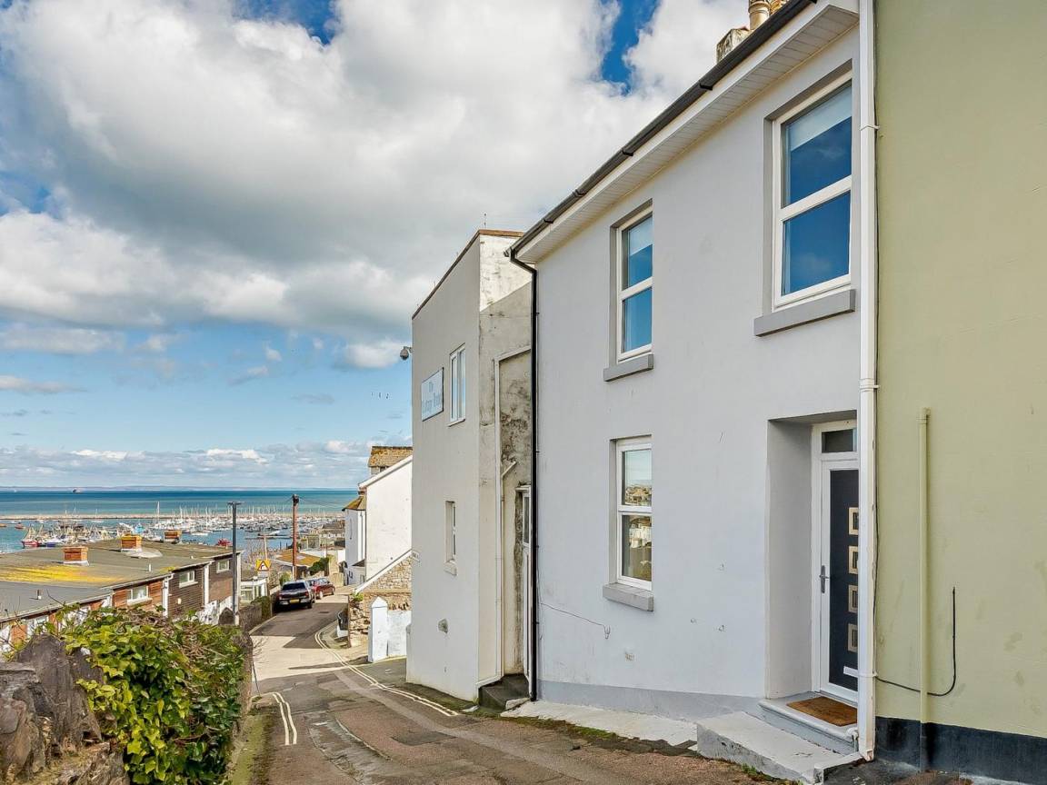 Cottage ∙ 3 Bedrooms ∙ 6 Guests - Brixham