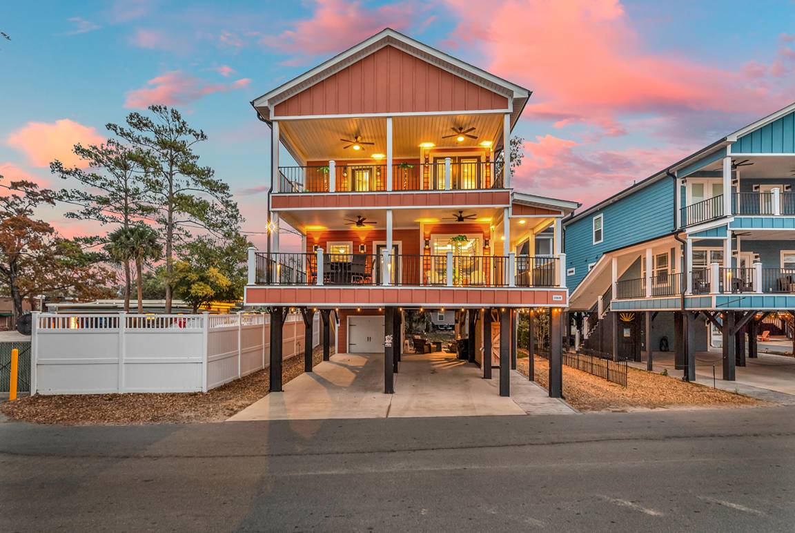153 M² House ∙ 6 Bedrooms ∙ 12 Guests - Surfside Beach, SC