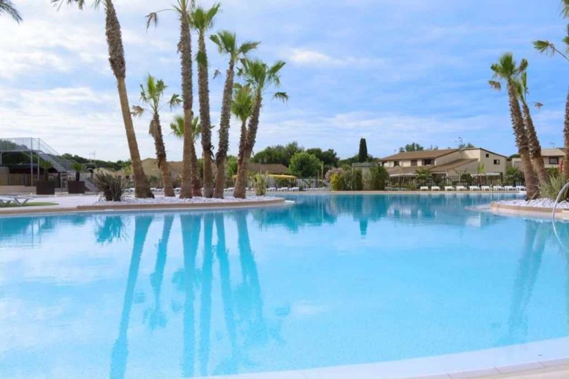 53 M² Camping ∙ 2 Chambres ∙ 6 Personnes - Bessan