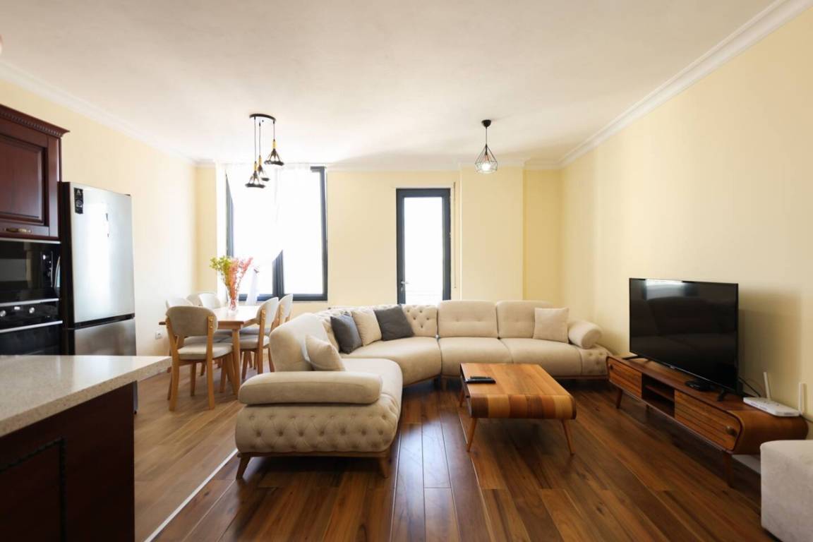Ferienwohnung ∙ 2 Schlafzimmer ∙ 4 Gäste - Durrës