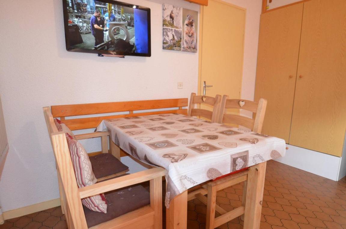 31 m² Ferienwohnung ∙ 1 Schlafzimmer ∙ 4 Gäste – Bild 4