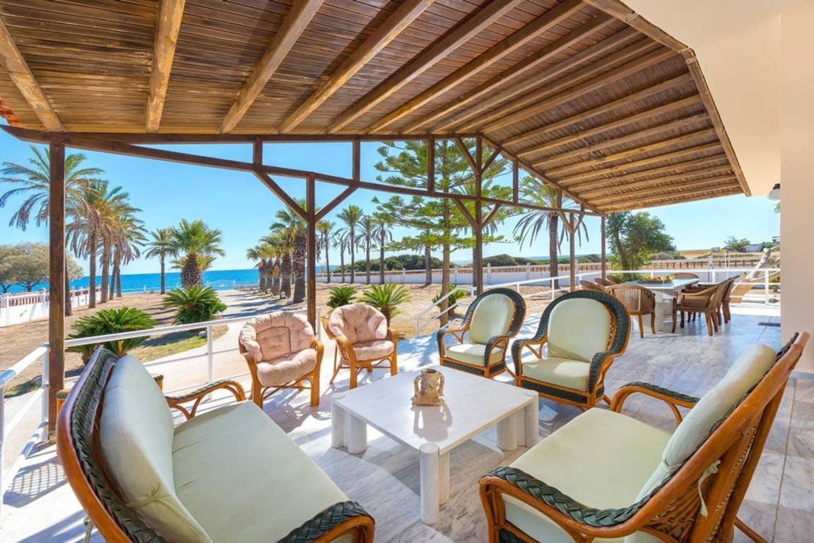 Villa ∙ 5 Schlafzimmer ∙ 14 Gäste - Rhodos