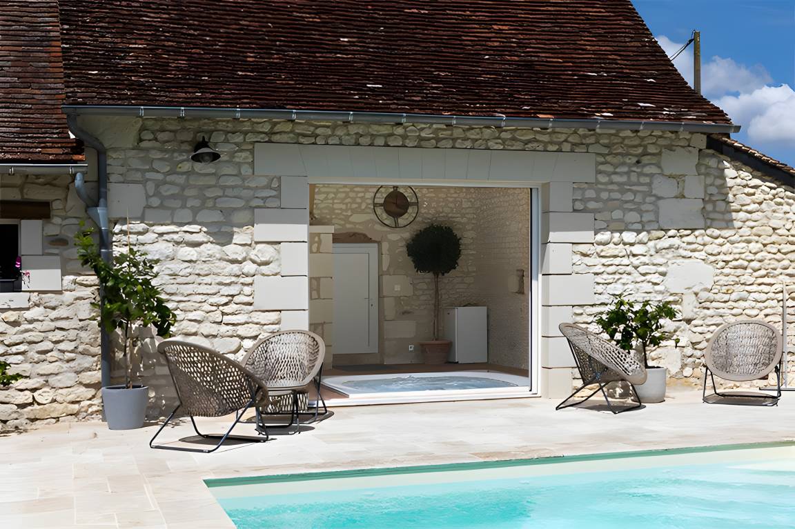 125 M² Maison De Vacances ∙ 4 Chambres ∙ 8 Personnes - Chinon