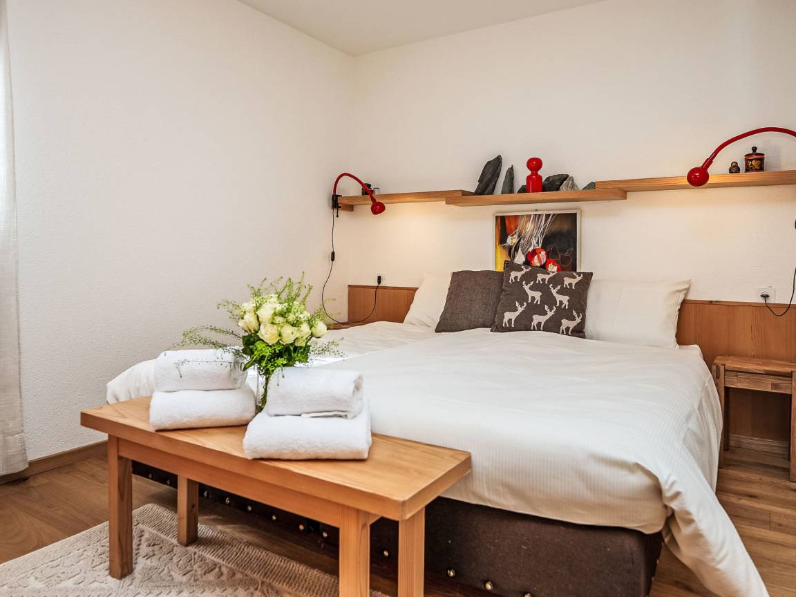 95 M² Apartment ∙ 2 Bedrooms ∙ 4 Guests - Saint Moritz