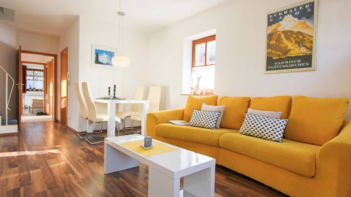 90 M² Apartment ∙ 2 Bedrooms ∙ 5 Guests - Garmisch-Partenkirchen