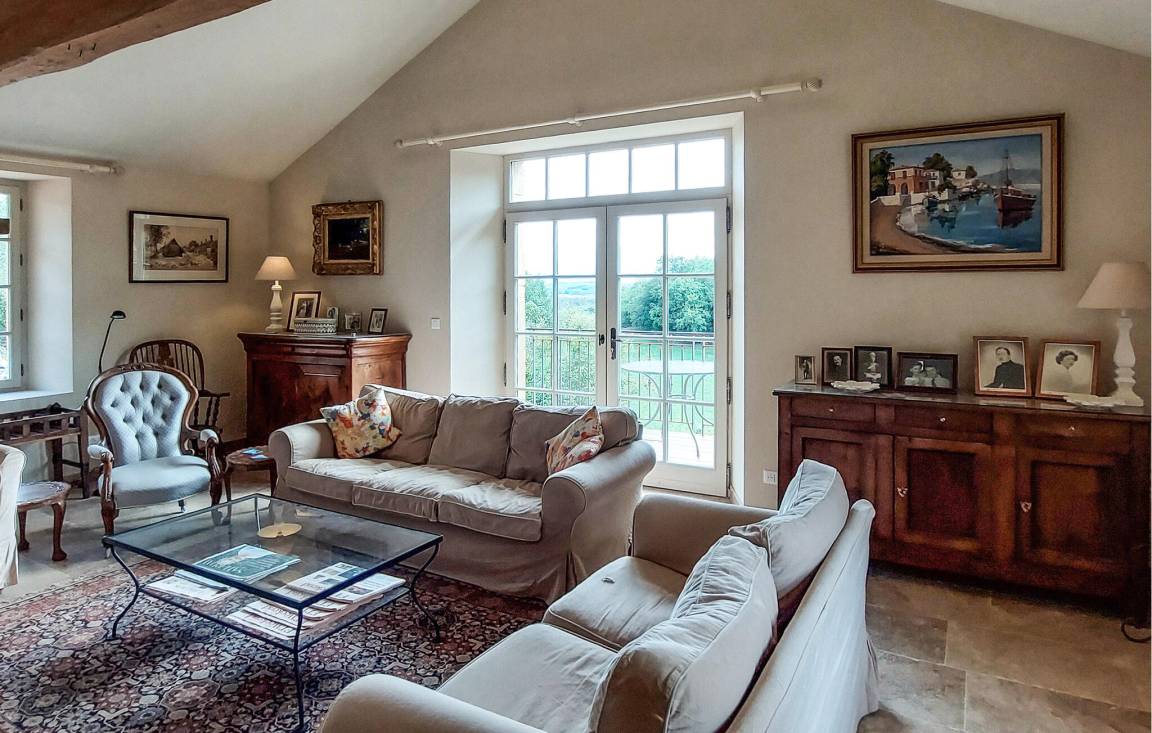 300 M² Casa ∙ 4 Habitaciones ∙ 8 Huéspedes - Cahors