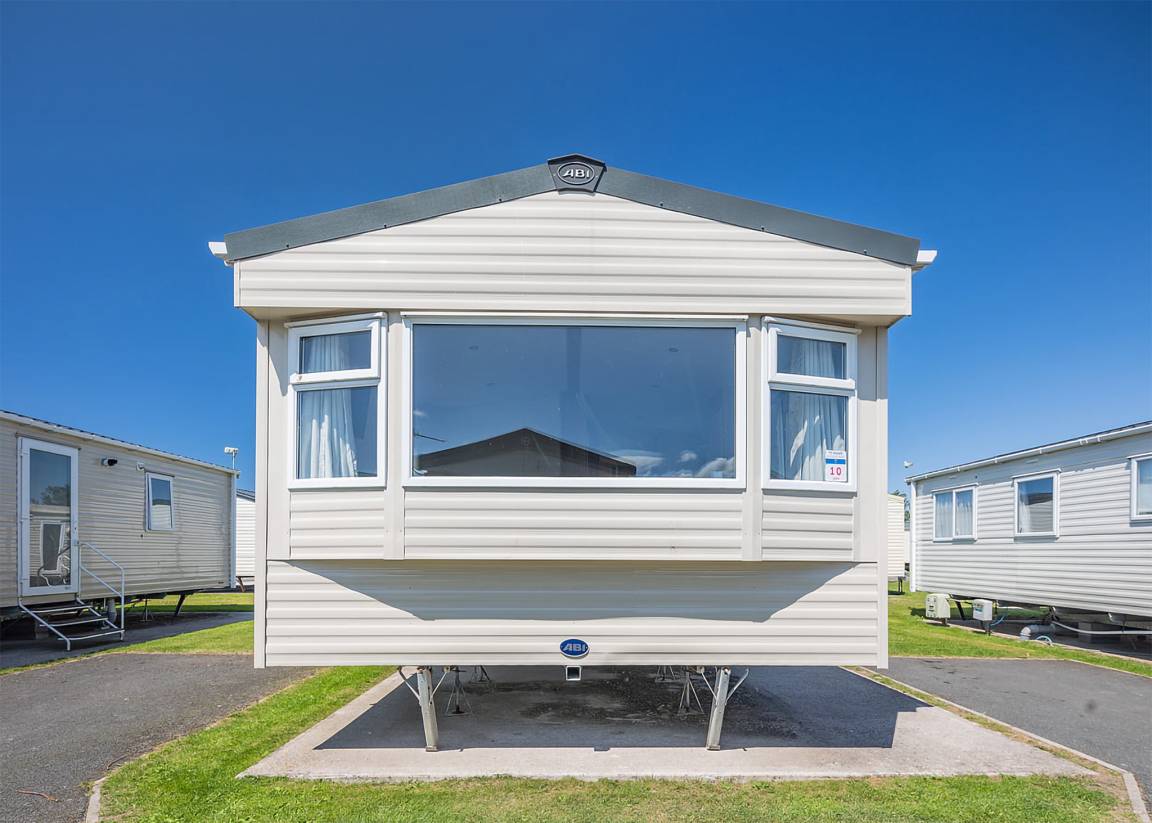 Caravan ∙ 2 Bedrooms ∙ 6 Guests - Scotland