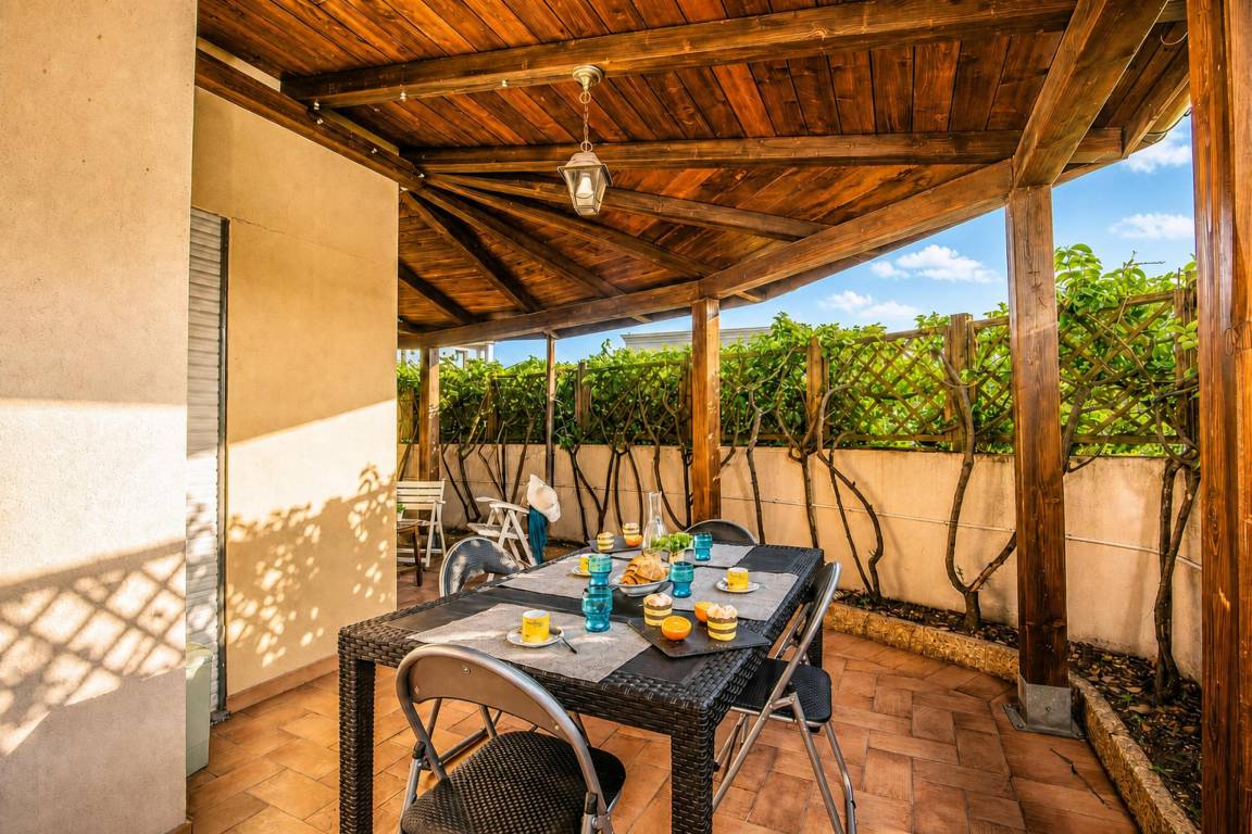 113 M² Apartamento ∙ 3 Habitaciones ∙ 6 Huéspedes - Olbia