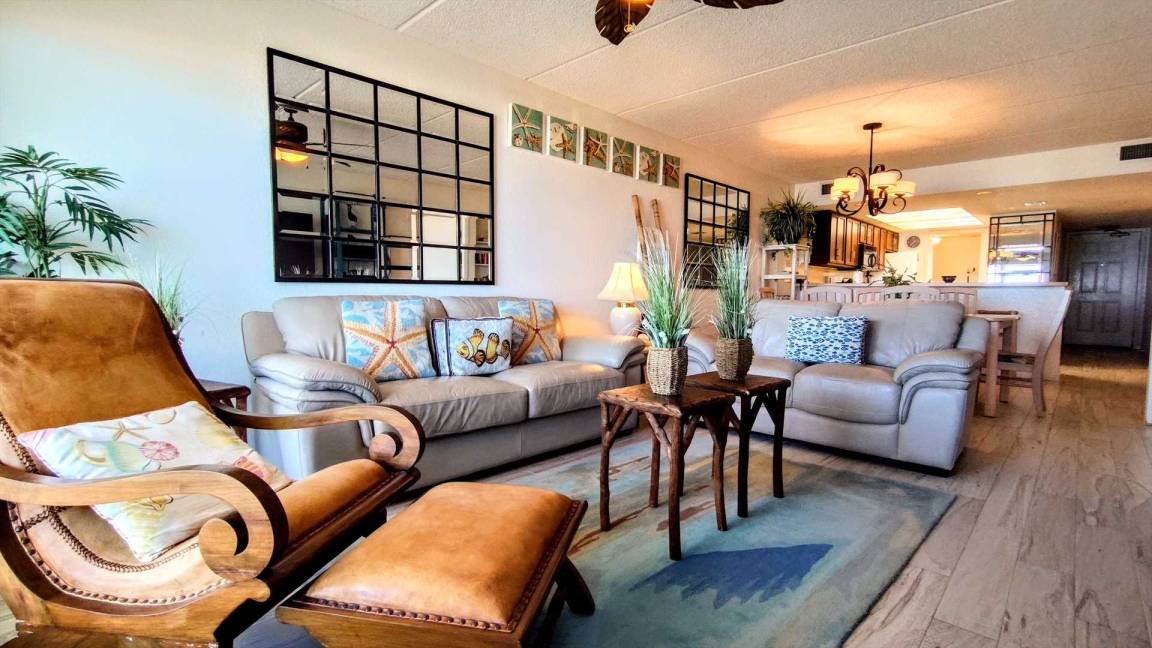 108 M² Condo ∙ 2 Bedrooms ∙ 6 Guests - On The Beach, South Padre Island