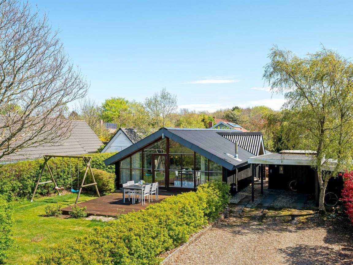 91 M² House ∙ 3 Bedrooms ∙ 5 Guests - Esbjerg