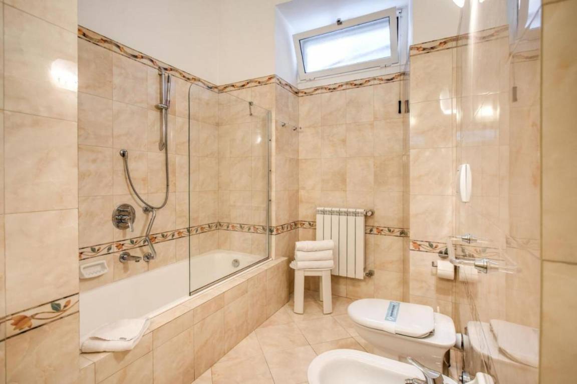 200 M² Apartment ∙ 1 Bedroom ∙ 10 Guests - Monti