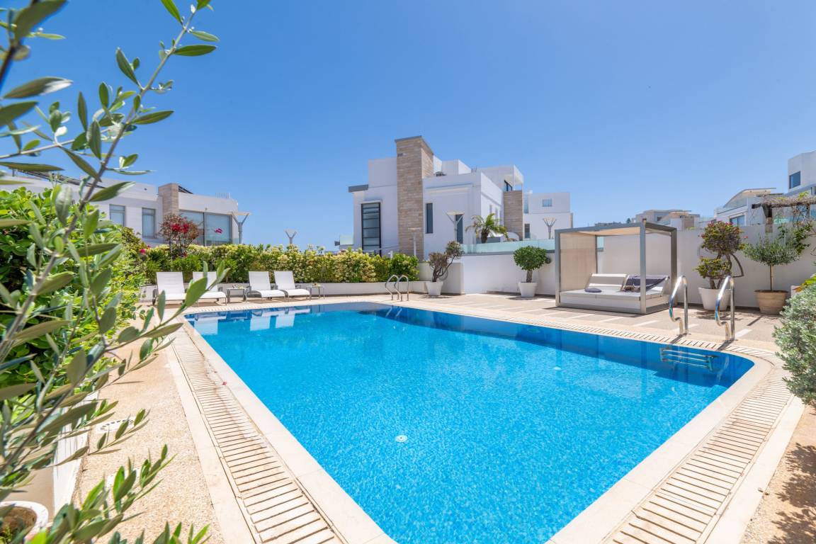 300 M² Apartment ∙ 7 Bedrooms ∙ 14 Guests - Fig Tree