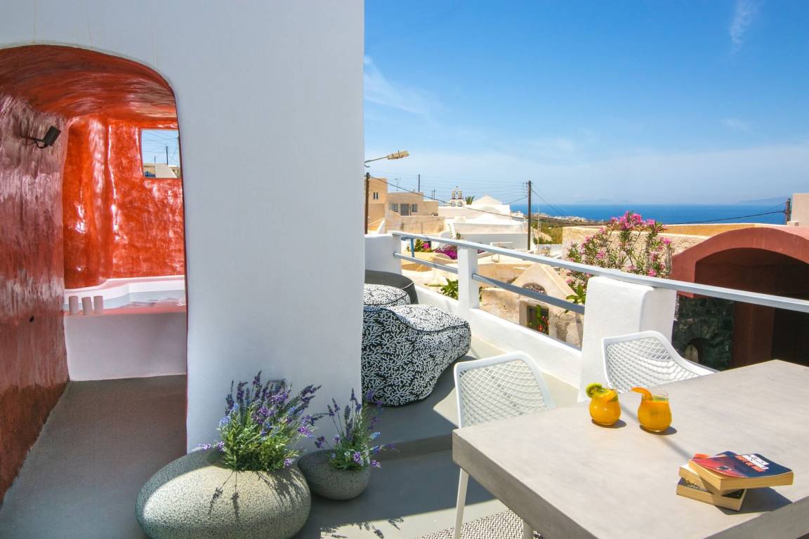 Villa ∙ 1 Bedroom ∙ 4 Guests - Oia