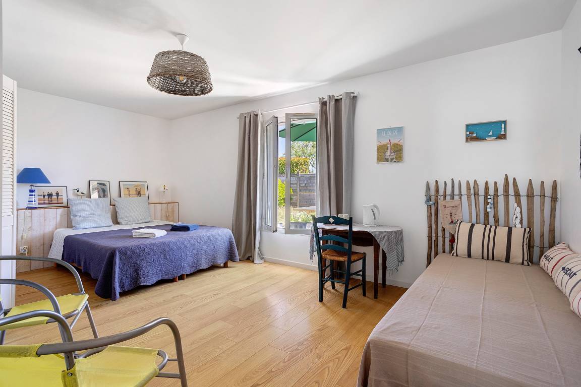 24 M² Chambre D'hôtes ∙ 1 Chambre ∙ 4 Personnes - Lagord