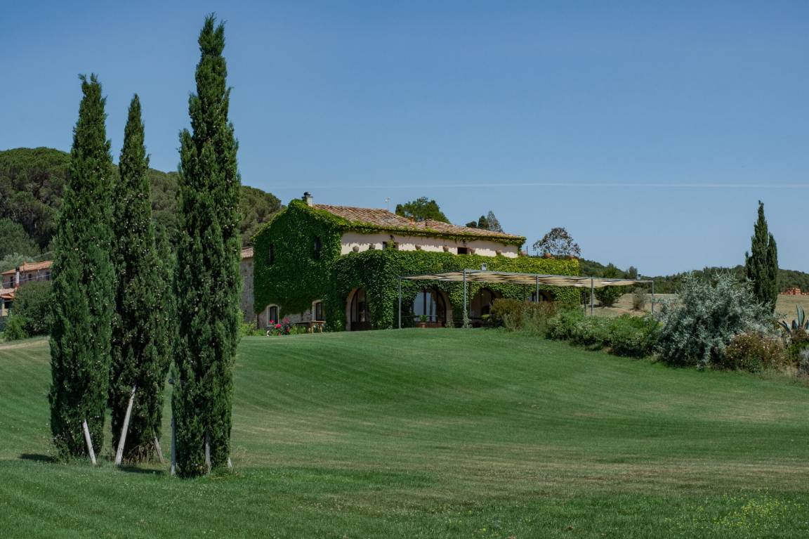 660 M² Villa ∙ 7 Bedrooms ∙ 14 Guests - Cecina