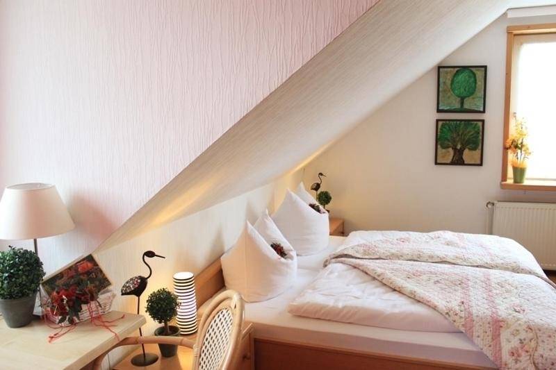 18 m² Privatzimmer ∙ 1 Schlafzimmer ∙ 2 Gäste – Bild 1