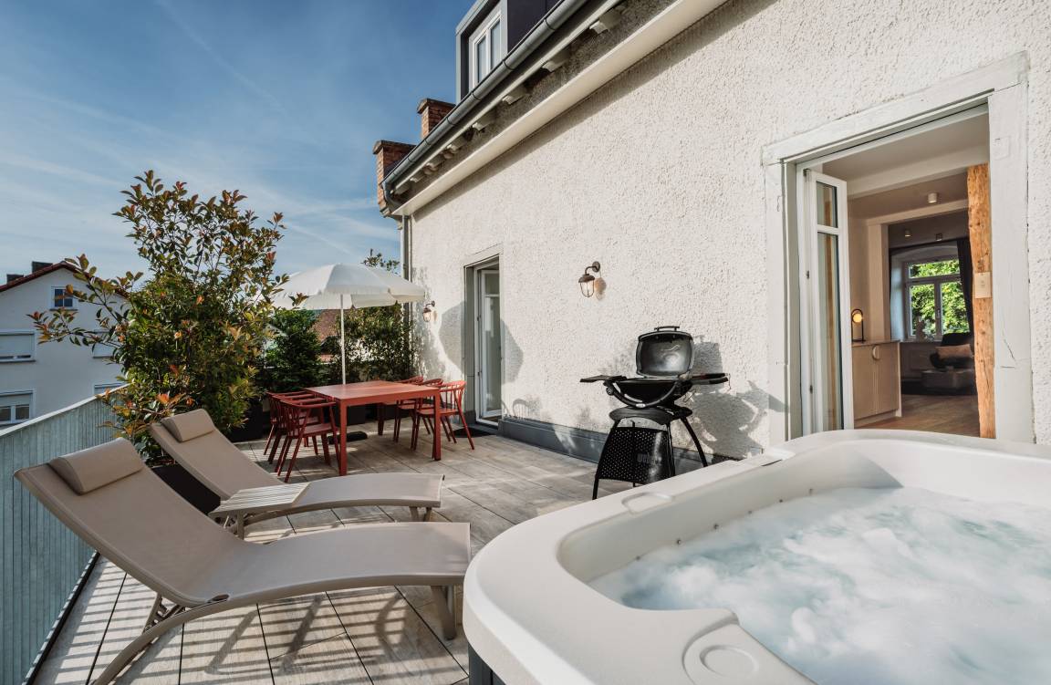 90 M² Apartment ∙ 2 Bedrooms ∙ 4 Guests - Bodman-Ludwigshafen