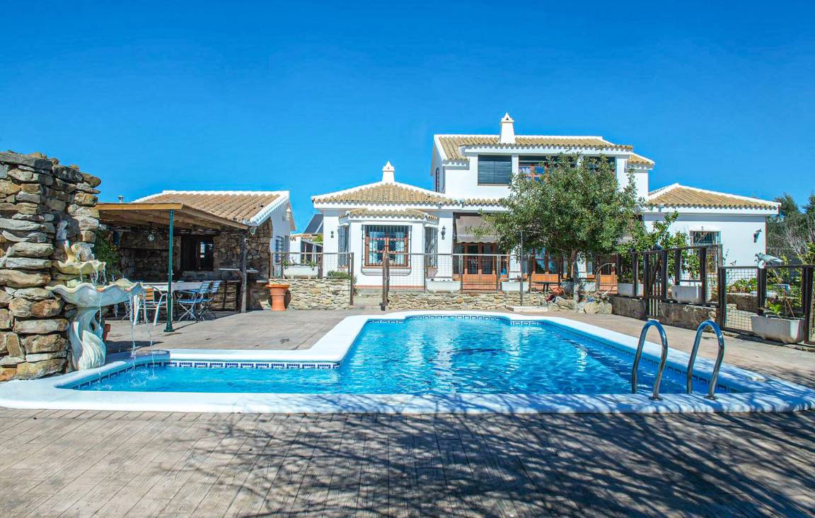 300 M² Huis ∙ 5 Slaapkamers ∙ 12 Gasten - Conil de la Frontera