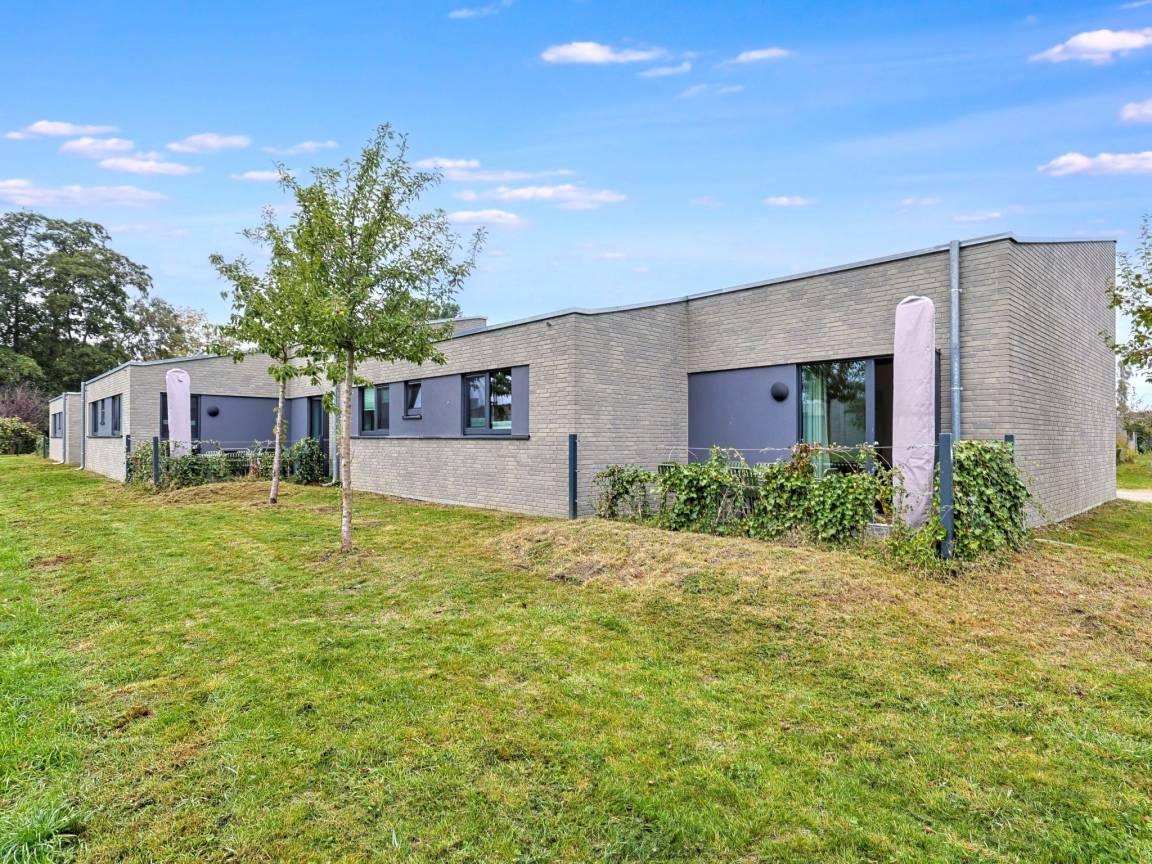 98 M² Ferienhaus ∙ 3 Schlafzimmer ∙ 8 Gäste - Lembruch