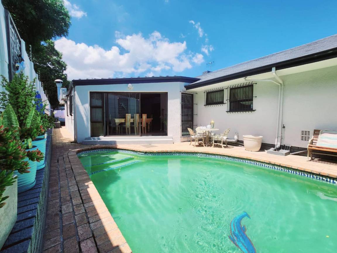 1000 M² House ∙ 3 Bedrooms ∙ 6 Guests - Cape Town
