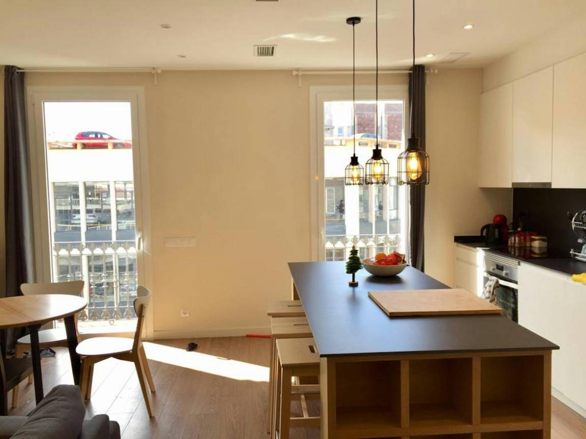 145 M² Private Room ∙ 1 Bedroom ∙ 2 Guests - Barcelona