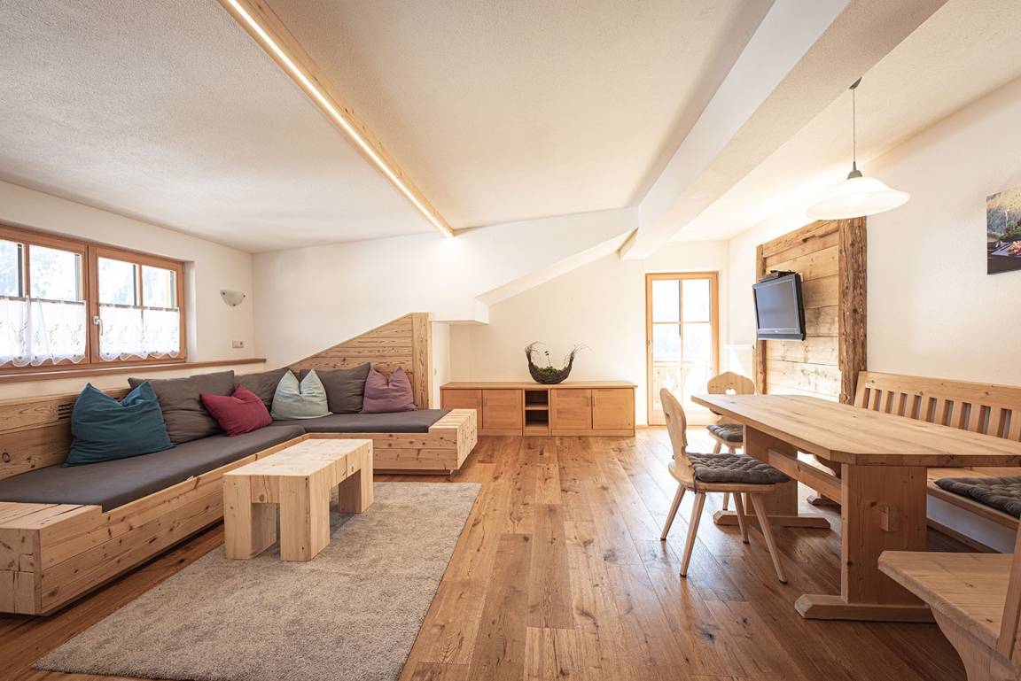95 M² Appartamento Vacanza ∙ 3 Camere Da Letto ∙ 6 Ospiti - Riva di Tures