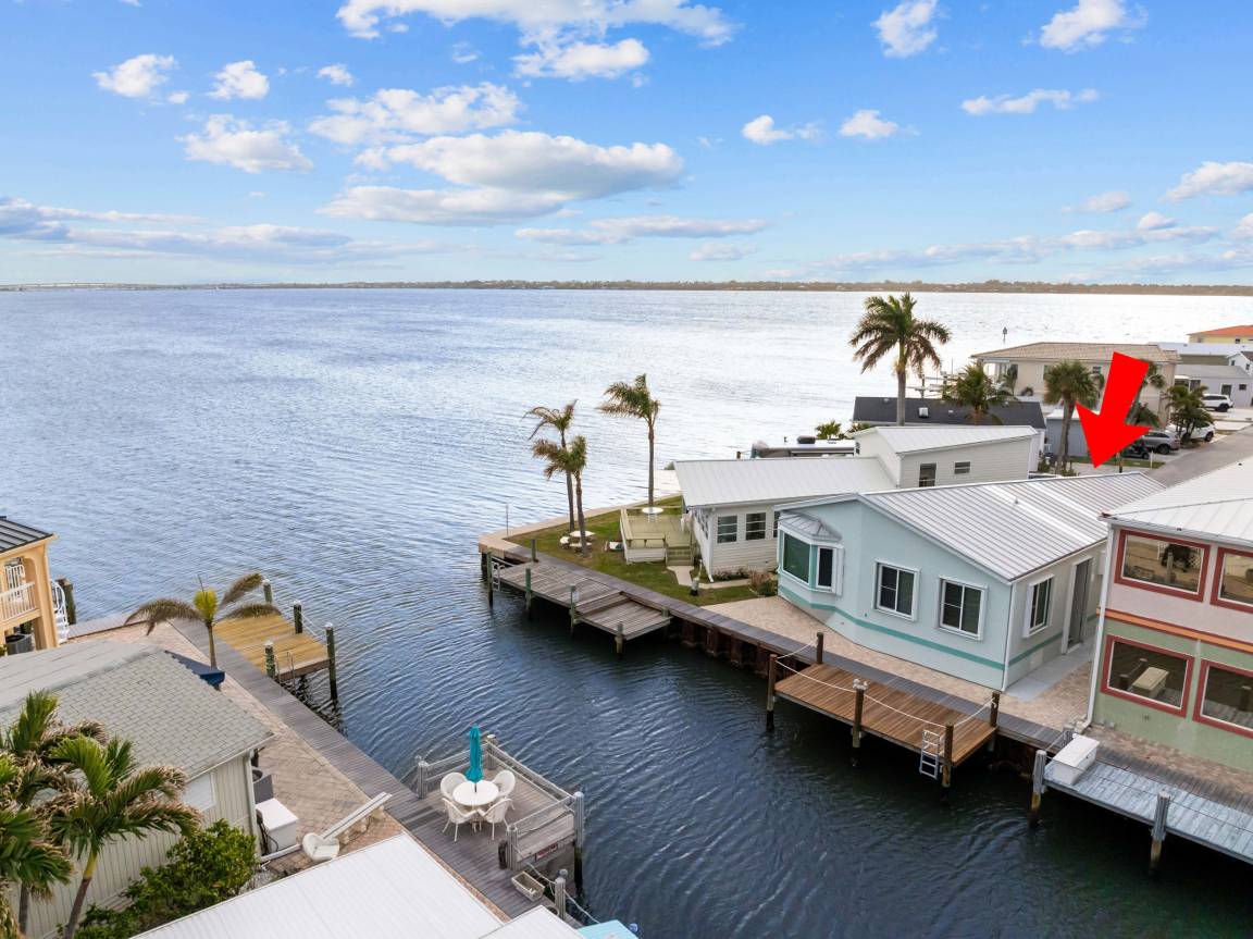 House ∙ 2 Bedrooms ∙ 4 Guests - Stuart, FL