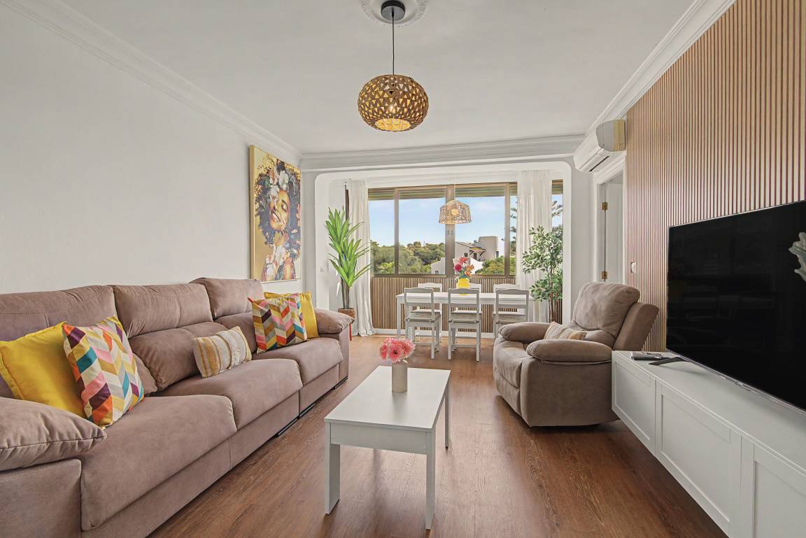 100 M² Apartamento ∙ 3 Habitaciones ∙ 6 Huéspedes - Villablanca